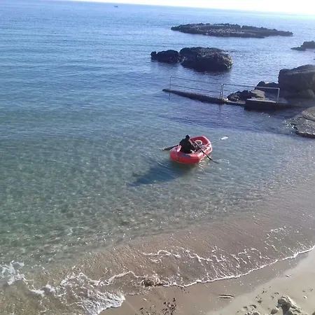 Antiche Mura E Poi *