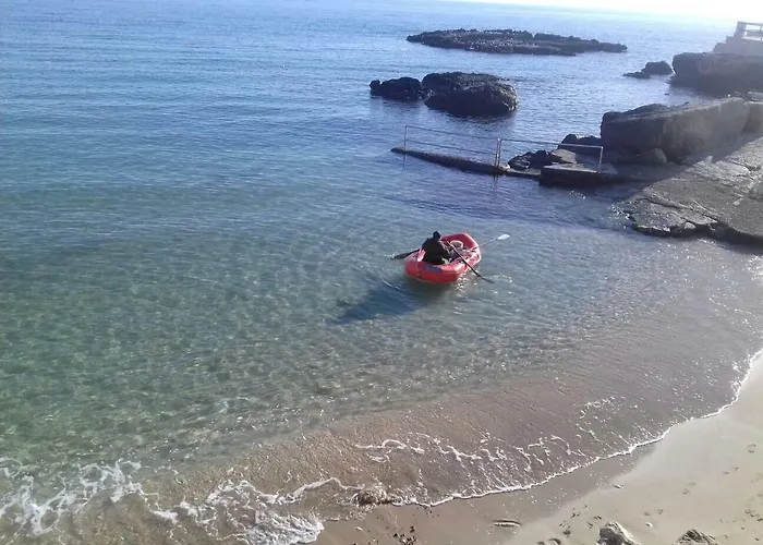 Antiche Mura E Poi *